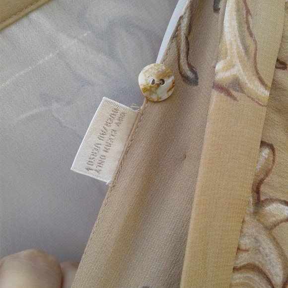 Maxi floral button down 100% silk skirt - Picture 9 of 11